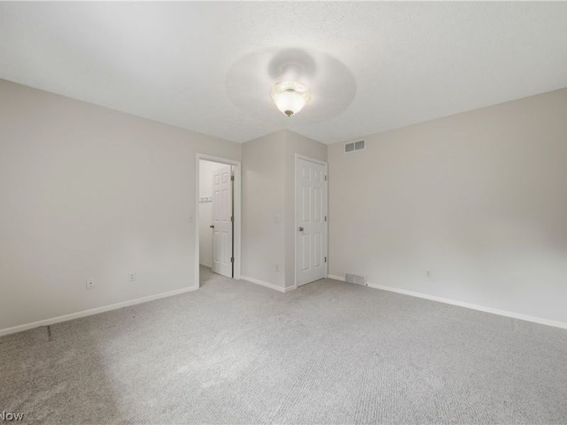 5336 Wood Trail Avenue NE, Canton, OH 44705 Photo 33