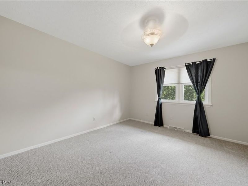 5336 Wood Trail Avenue NE, Canton, OH 44705 Photo 36