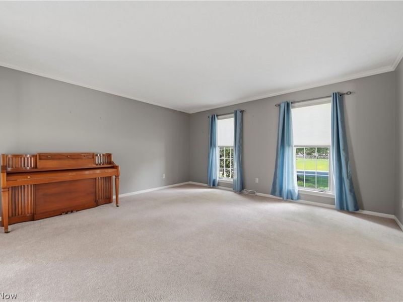 5336 Wood Trail Avenue NE, Canton, OH 44705 Photo 4