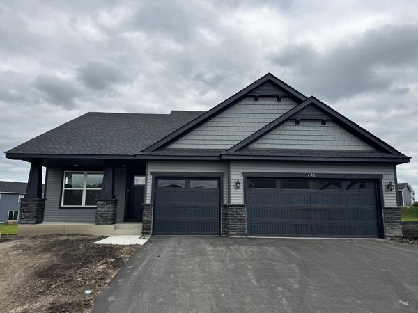 1911 Dogwood Court, Carver, MN 55315