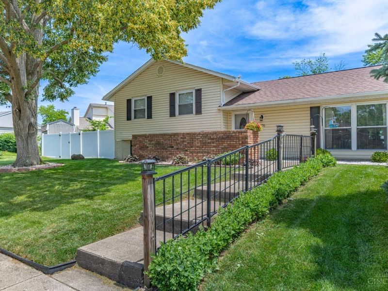 270 Evergreen Drive, Springboro, OH 45066 Photo 3
