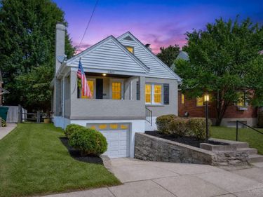 3322 Maplecrest Place, Cincinnati, OH 45209
