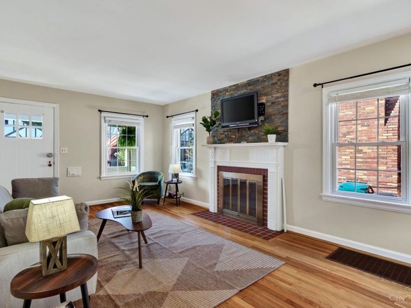 3322 Maplecrest Place, Cincinnati, OH 45209 Photo 6