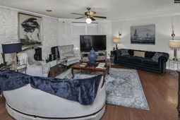 131 Wilton Hill Road photo 4