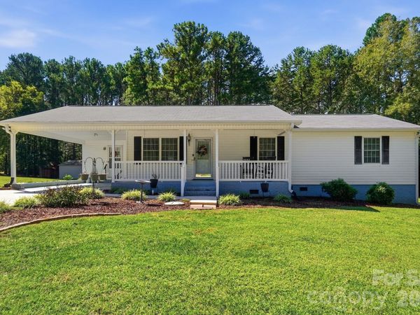 1037 Cross Creek Drive, Oakboro, NC 28129