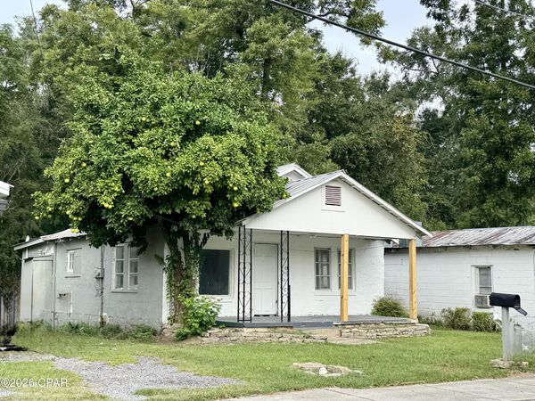 2901 Orange Street, Marianna, FL 32448