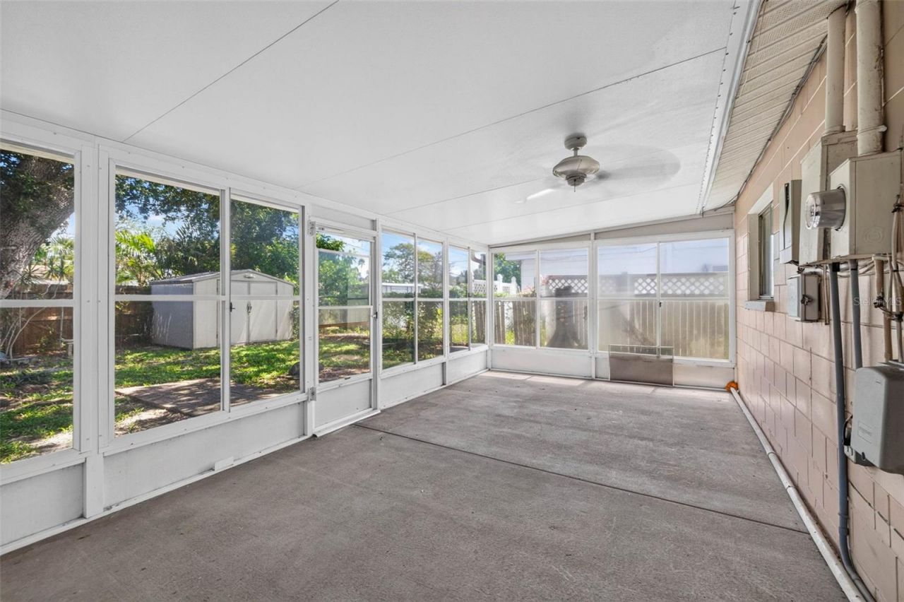 6549 21st Street N, Saint Petersburg, FL 33702 Photo