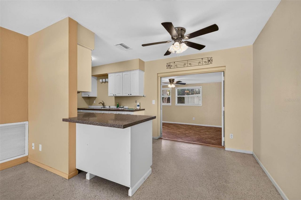 6549 21st Street N, Saint Petersburg, FL 33702 Photo