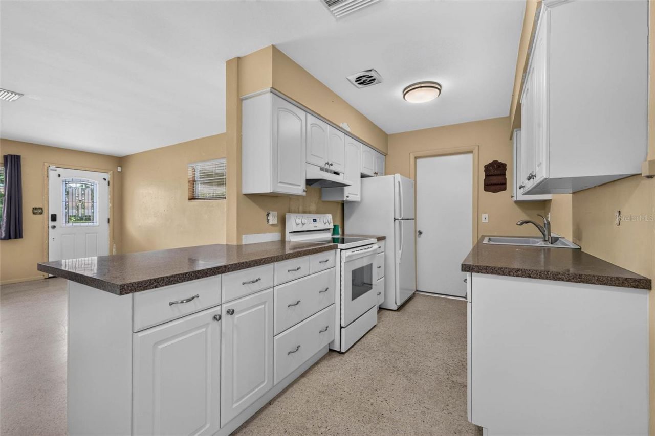 6549 21st Street N, Saint Petersburg, FL 33702 Photo