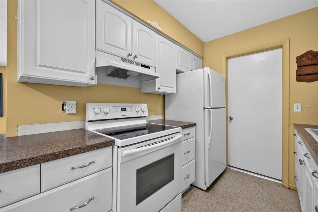 6549 21st Street N, Saint Petersburg, FL 33702 Photo