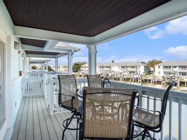 5176 SALMON DRIVE SE, Unit D, ST PETERSBURG, FL 33705