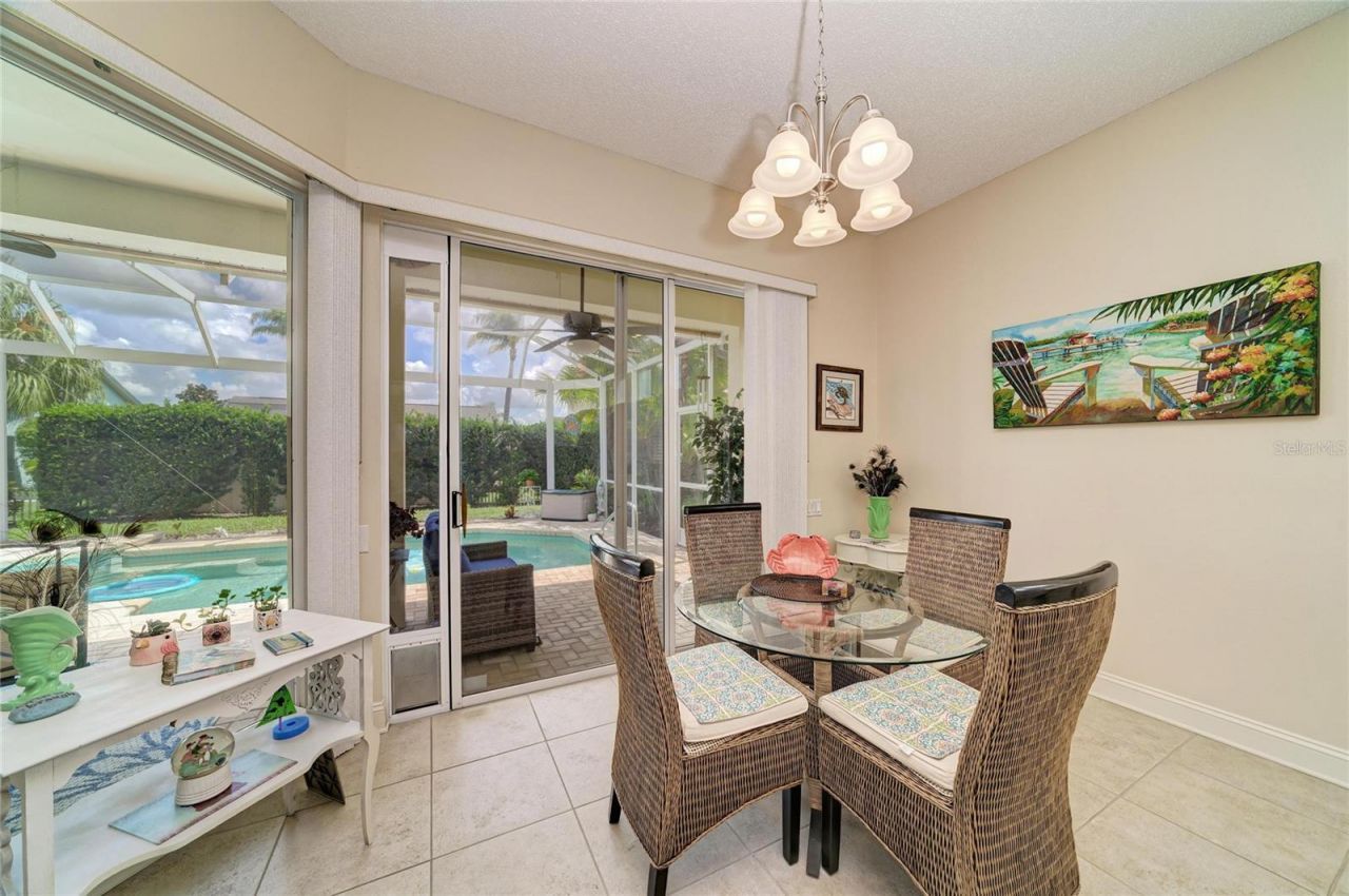 4729 Peridia Boulevard E, Bradenton, FL 34203 Photo
