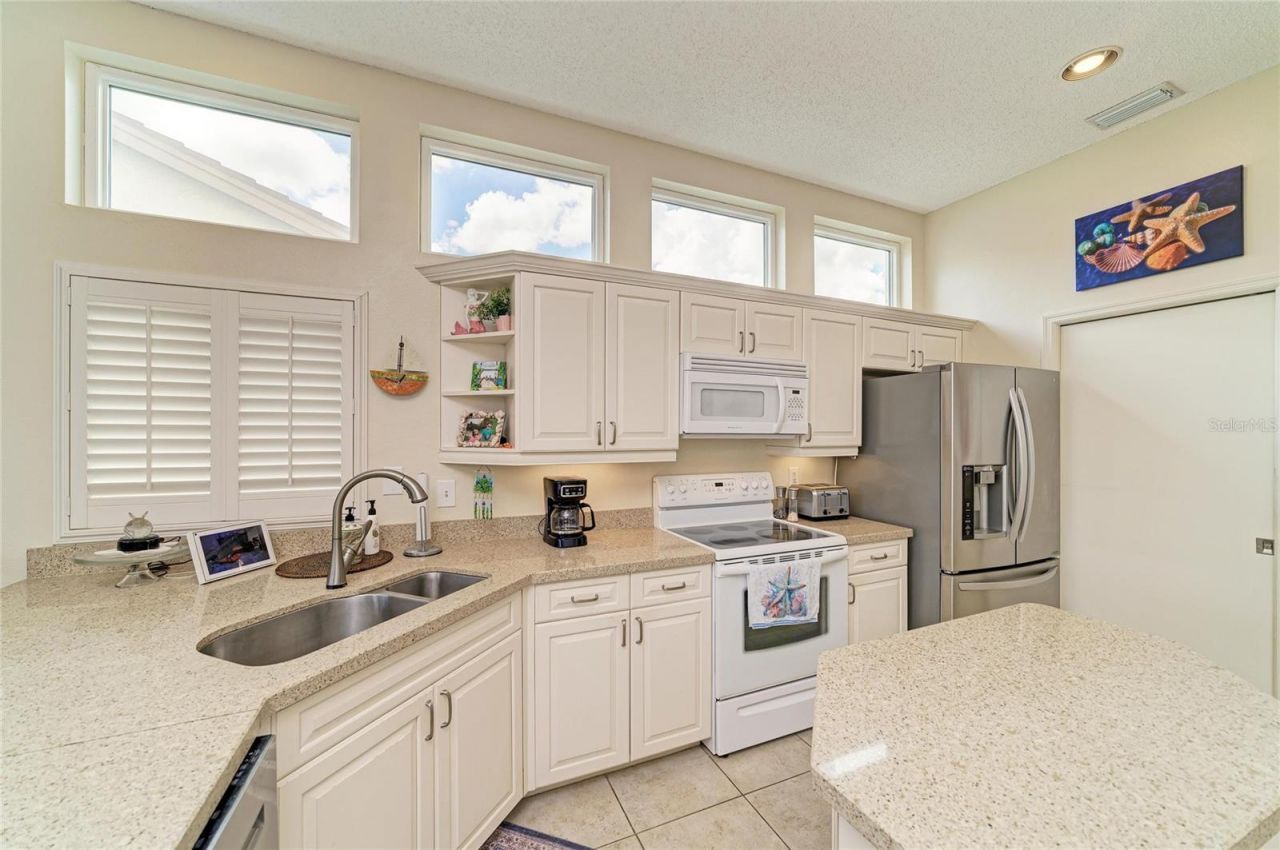 4729 Peridia Boulevard E, Bradenton, FL 34203 Photo