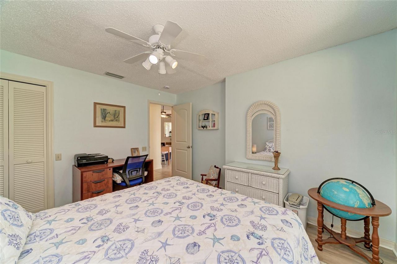 4729 Peridia Boulevard E, Bradenton, FL 34203 Photo