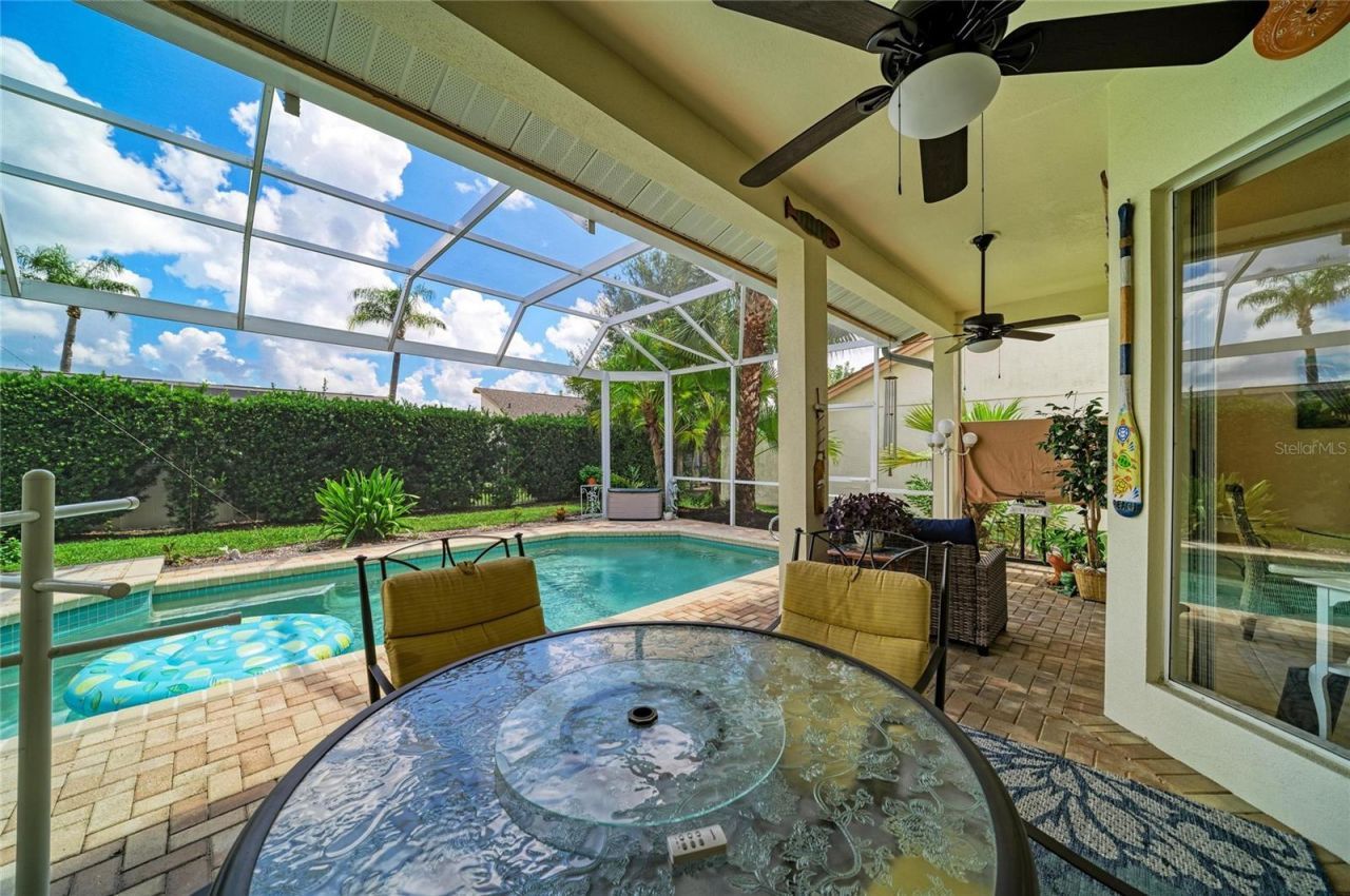 4729 Peridia Boulevard E, Bradenton, FL 34203 Photo