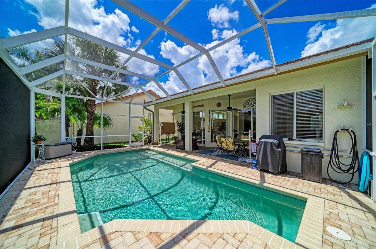 4729 Peridia Boulevard E, Bradenton, FL 34203 Photo