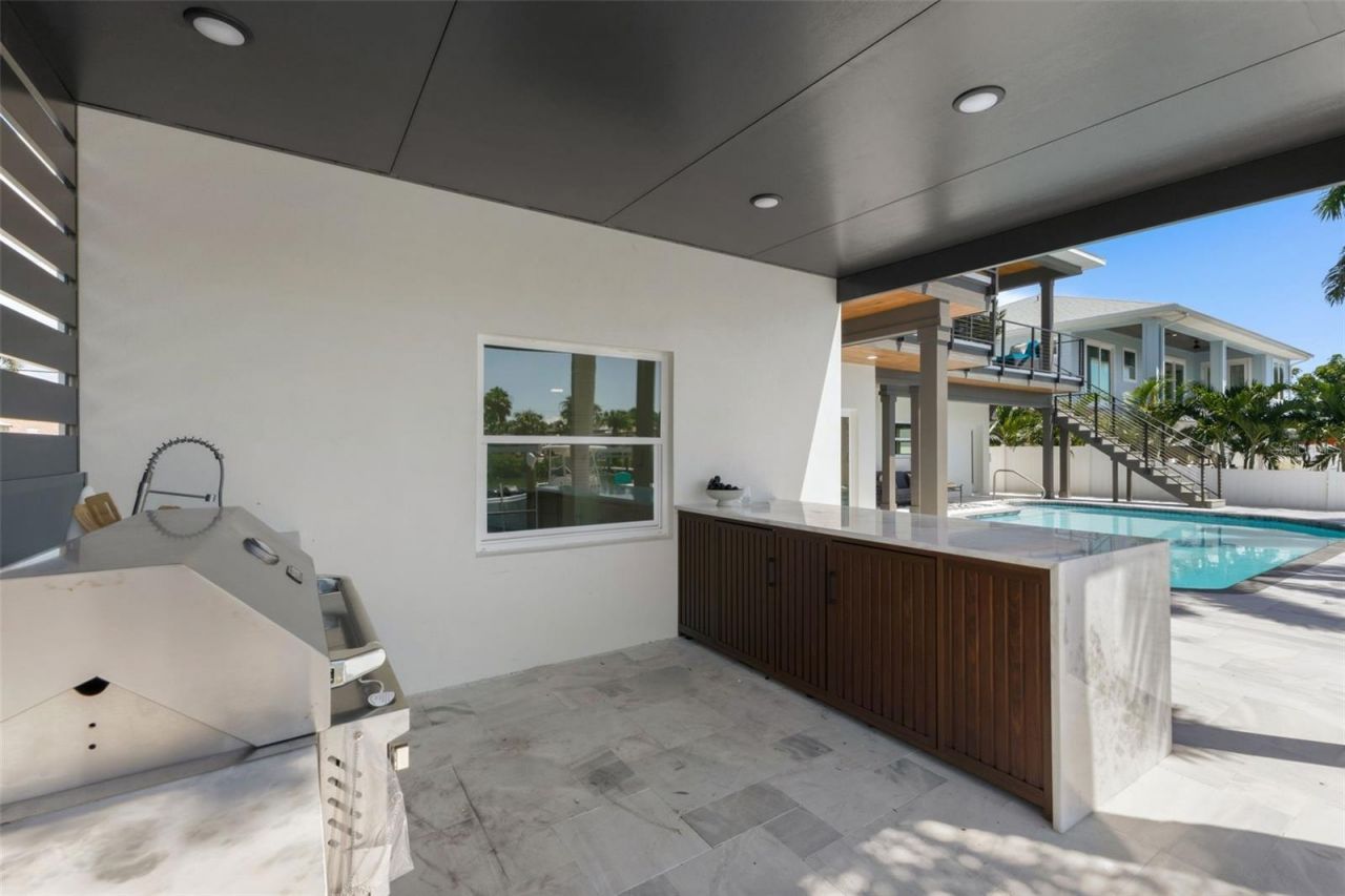 7870 Causeway Boulevard S, Saint Petersburg, FL 33707 Photo