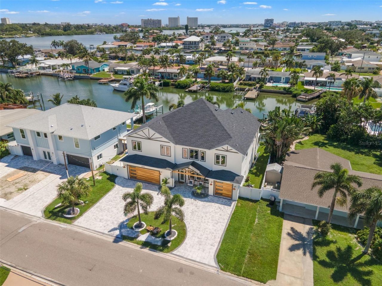 7870 Causeway Boulevard S, Saint Petersburg, FL 33707 Photo