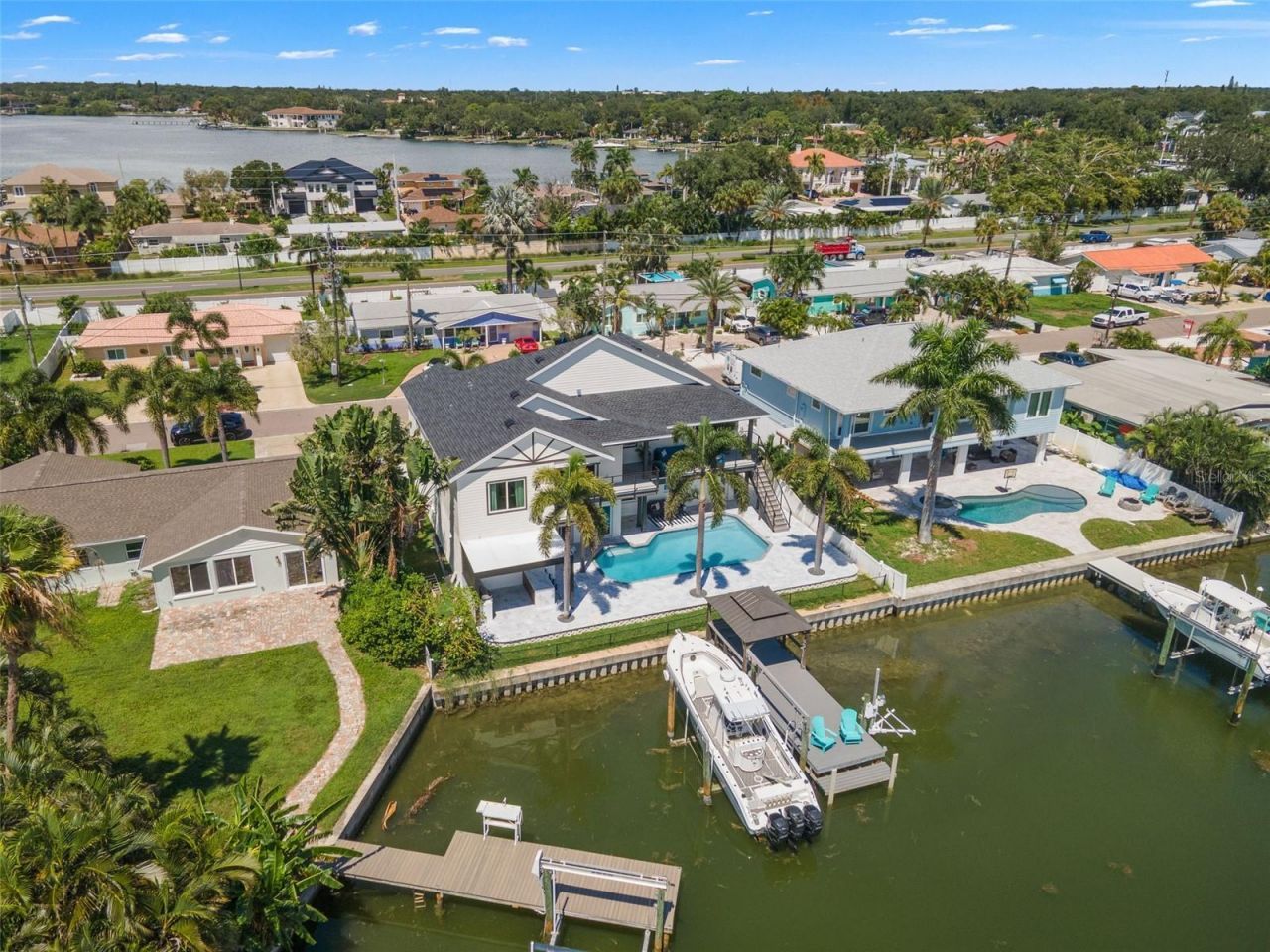 7870 Causeway Boulevard S, Saint Petersburg, FL 33707 Photo
