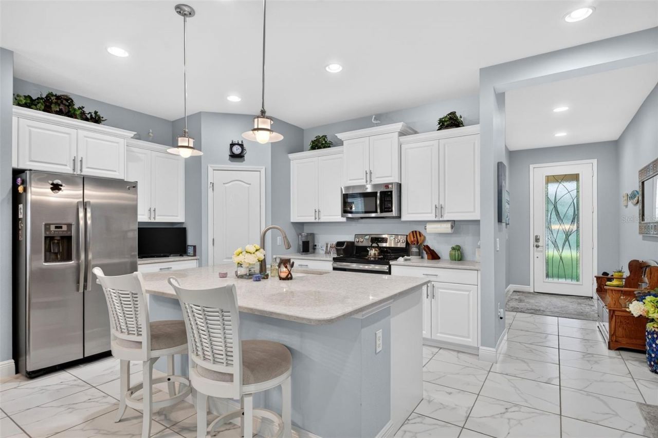 7735 Ridgelake Circle, Bradenton, FL 34203 Photo