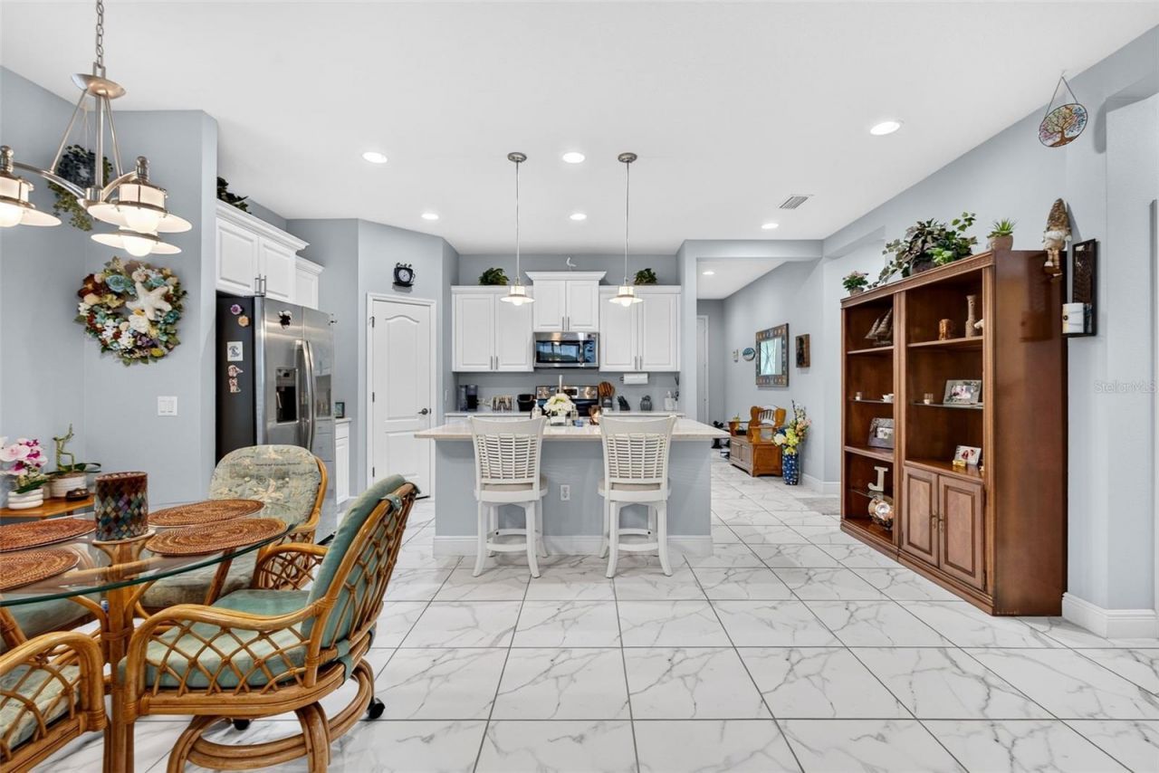 7735 Ridgelake Circle, Bradenton, FL 34203 Photo