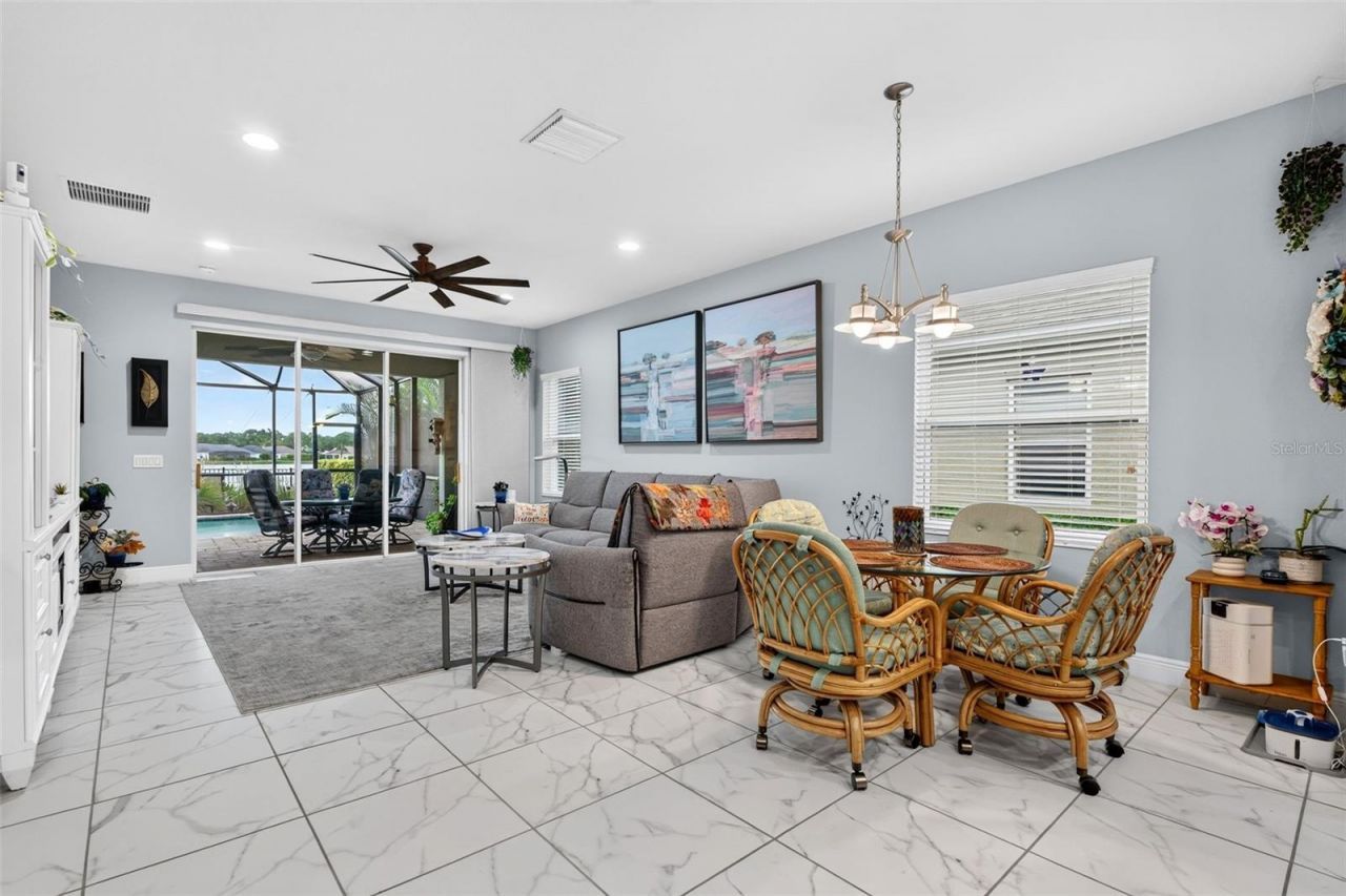 7735 Ridgelake Circle, Bradenton, FL 34203 Photo