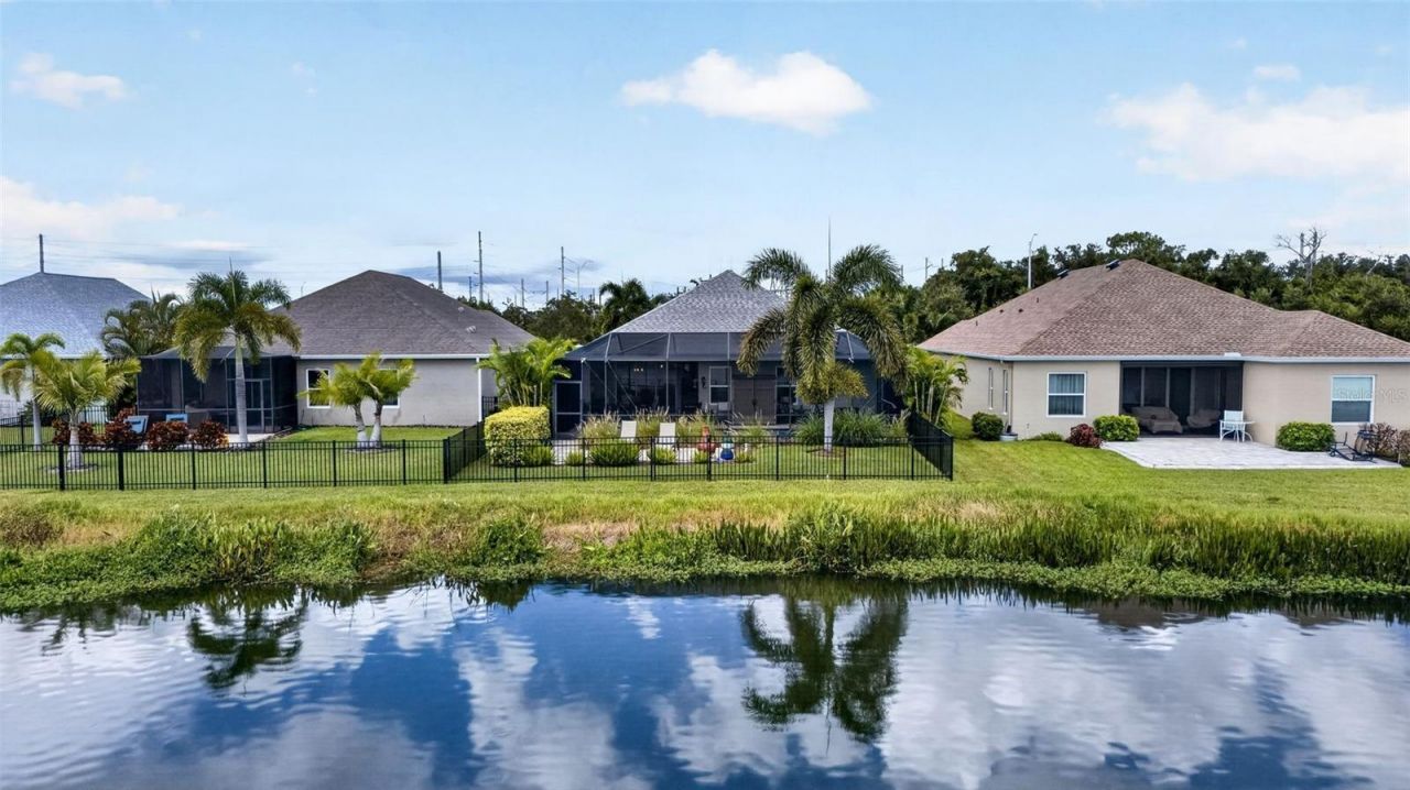 7735 Ridgelake Circle, Bradenton, FL 34203 Photo