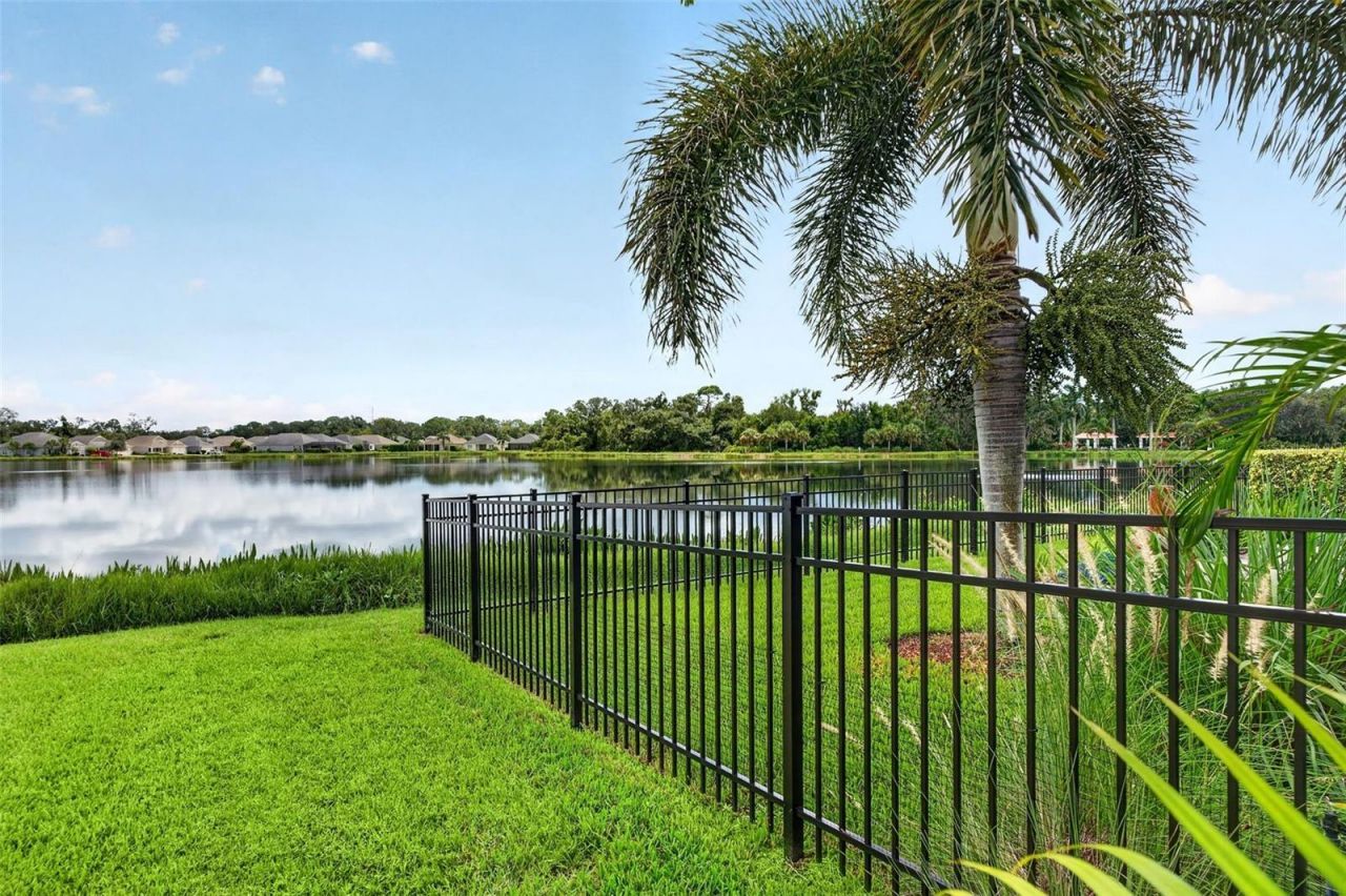 7735 Ridgelake Circle, Bradenton, FL 34203 Photo