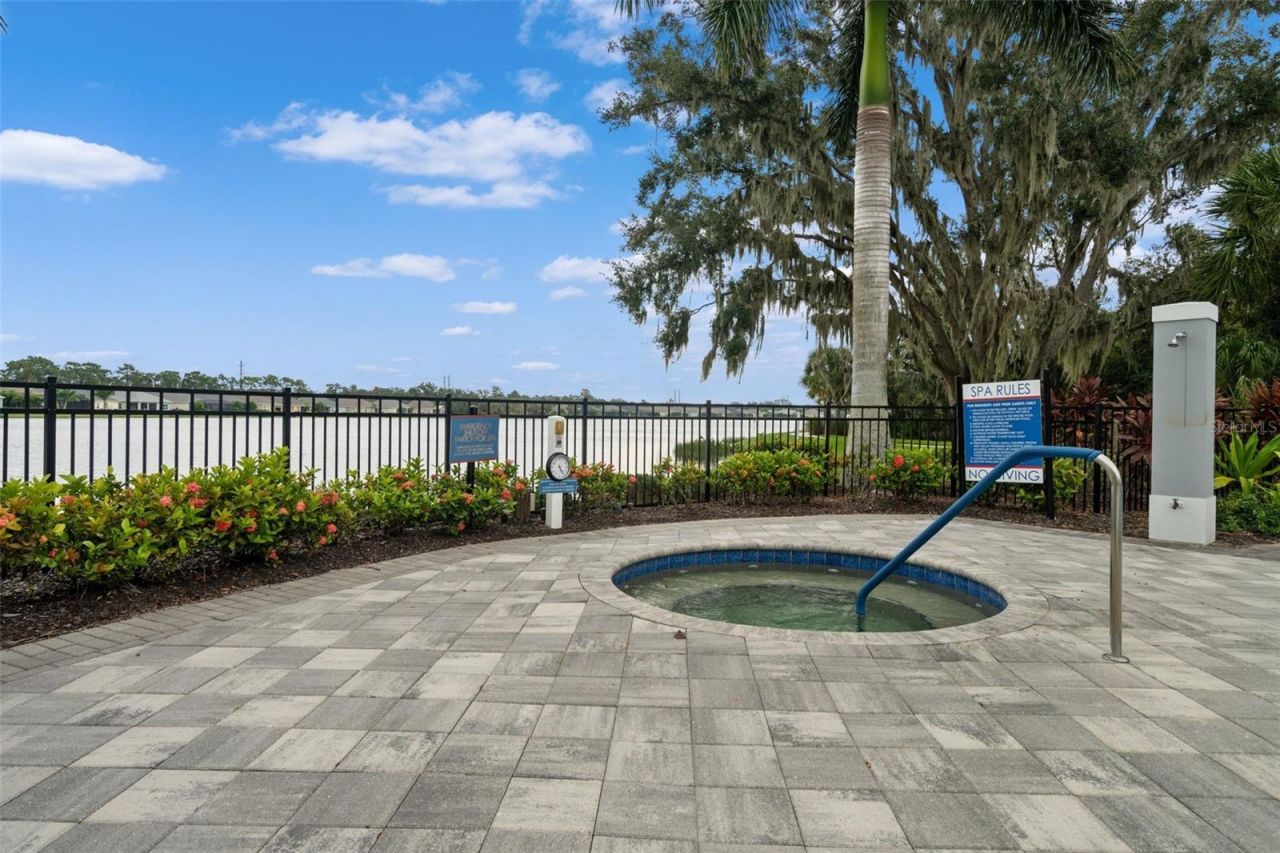 7735 Ridgelake Circle, Bradenton, FL 34203 Photo