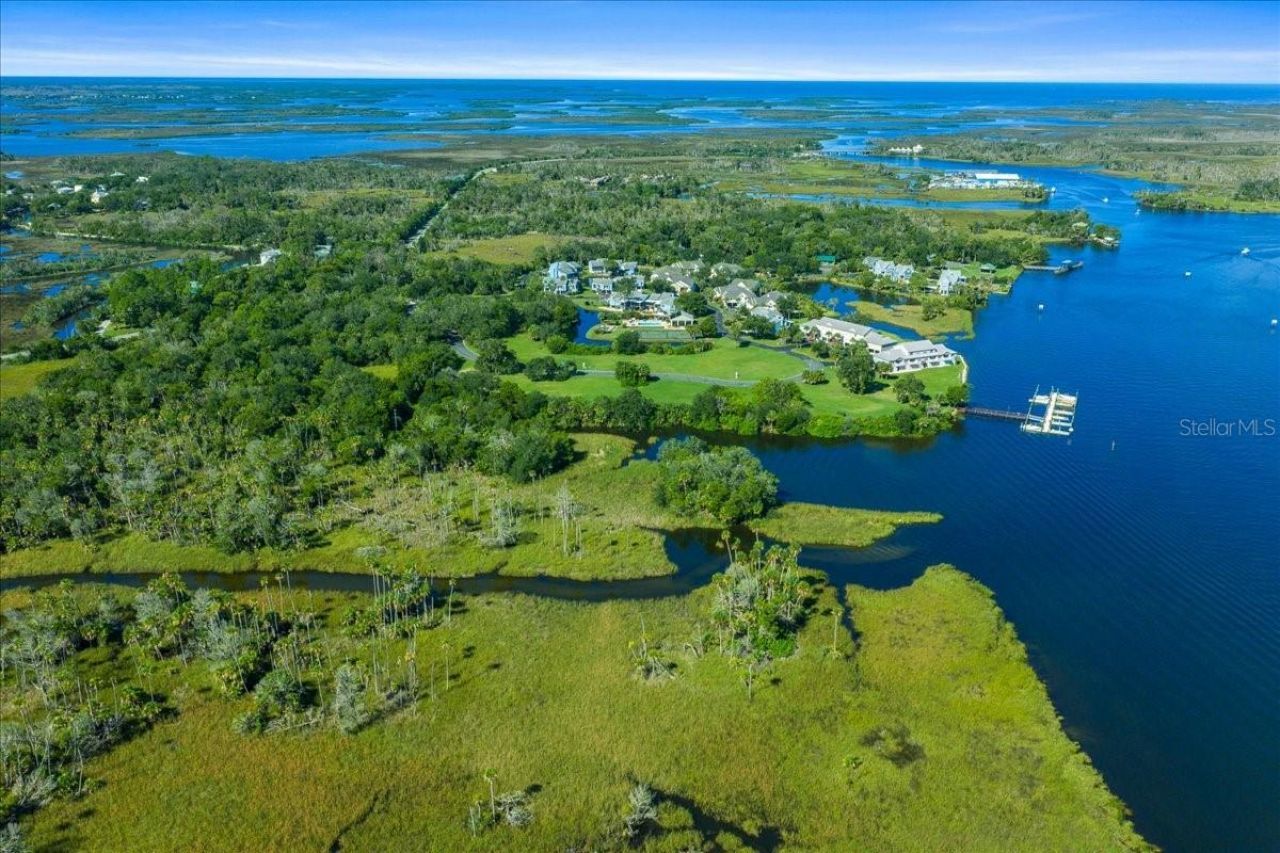 2825 N Rivers Edge Boulevard, Crystal River, FL 34429 Photo