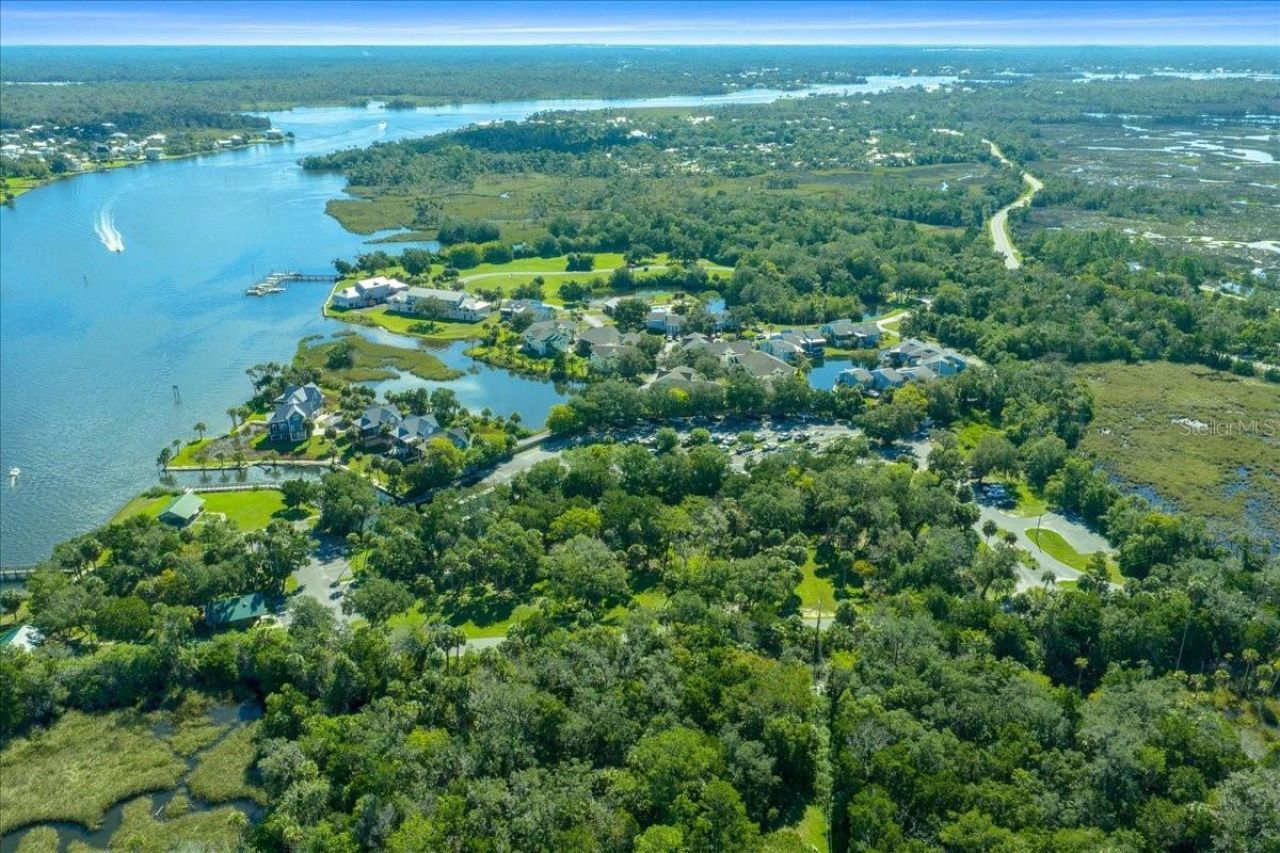 2825 N Rivers Edge Boulevard, Crystal River, FL 34429 Photo