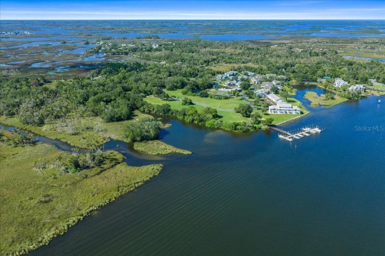 2825 N Rivers Edge Boulevard, Crystal River, FL 34429 Photo