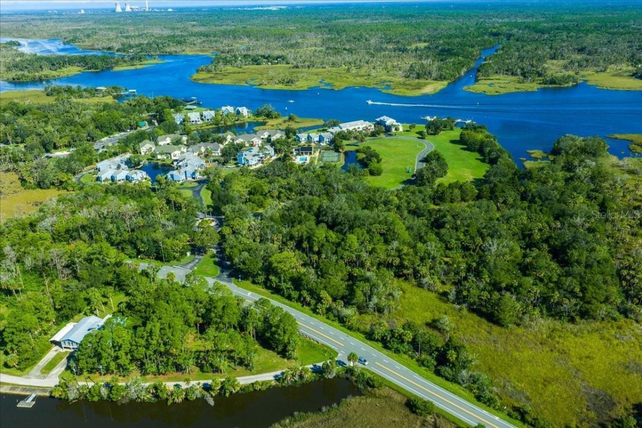 2825 N Rivers Edge Boulevard, Crystal River, FL 34429 Photo