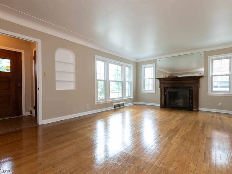 2099 Miramar Boulevard, South Euclid, OH 44121 Photo 11