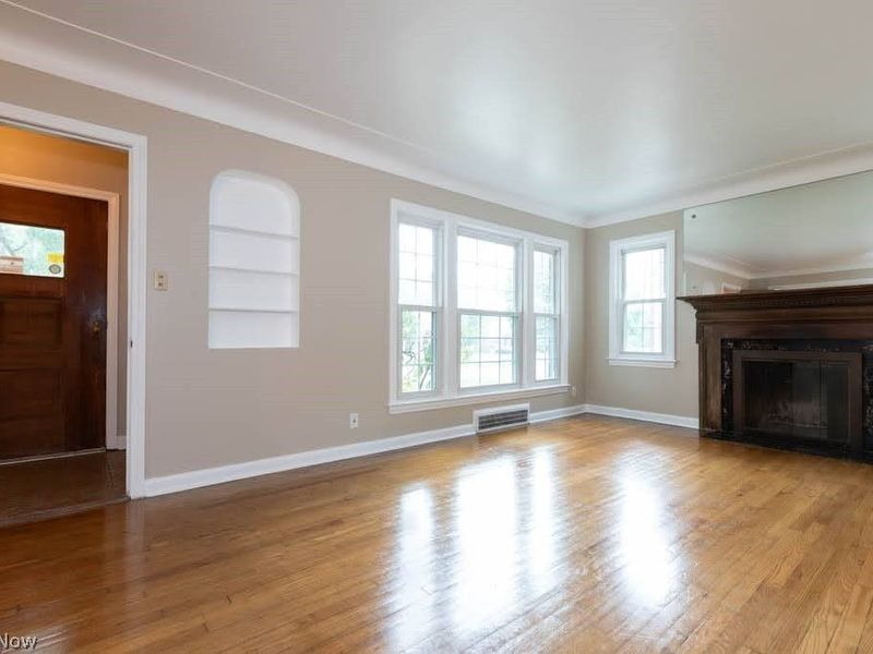 2099 Miramar Boulevard, South Euclid, OH 44121 Photo 12
