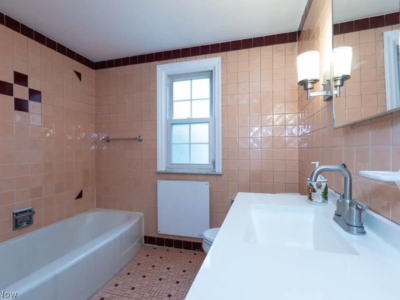 2099 Miramar Boulevard, South Euclid, OH 44121 Photo 27