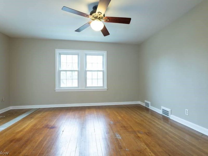 2099 Miramar Boulevard, South Euclid, OH 44121 Photo 34