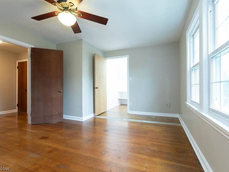 2099 Miramar Boulevard, South Euclid, OH 44121 Photo 35