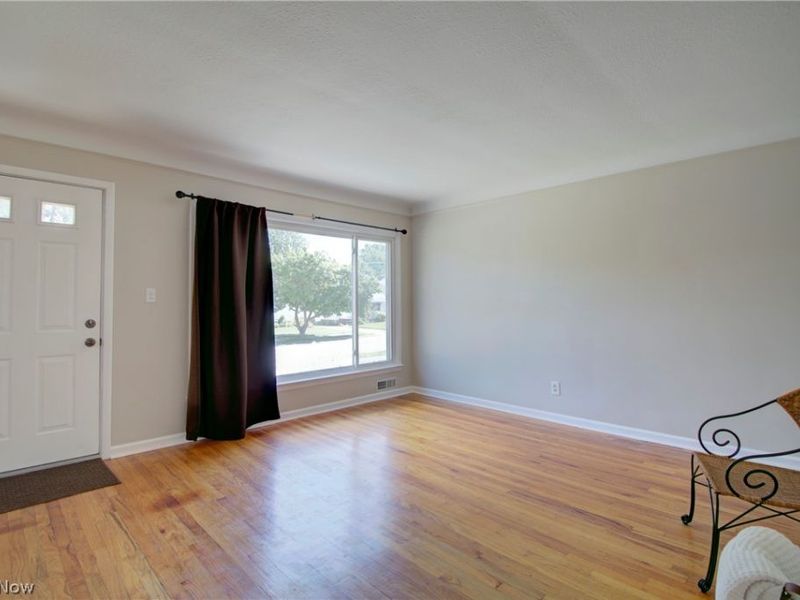 4388 W 155th Street, Cleveland, OH 44135 Photo 3