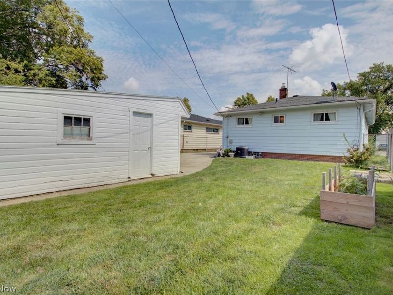4388 W 155th Street, Cleveland, OH 44135 Photo 32