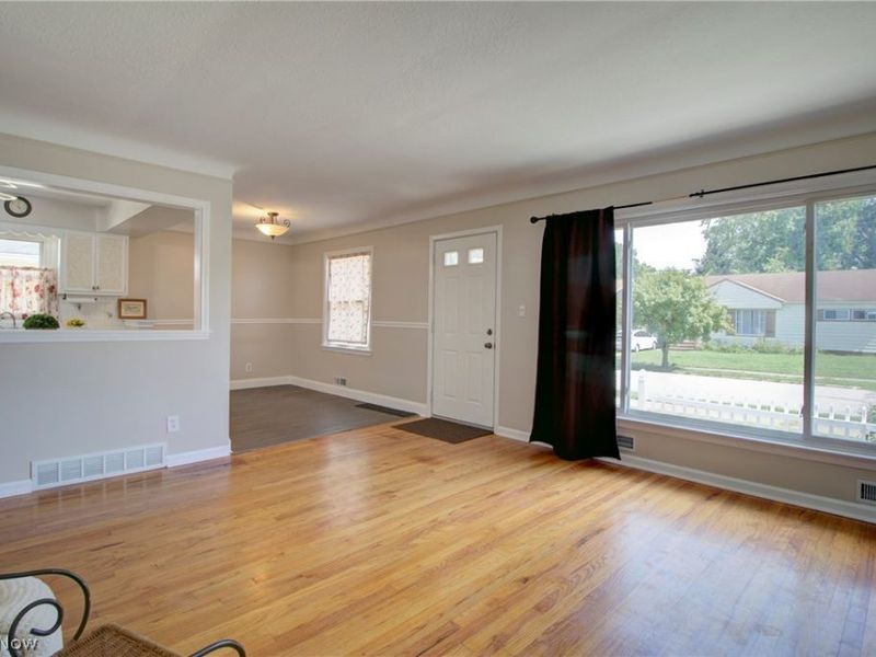 4388 W 155th Street, Cleveland, OH 44135 Photo 6