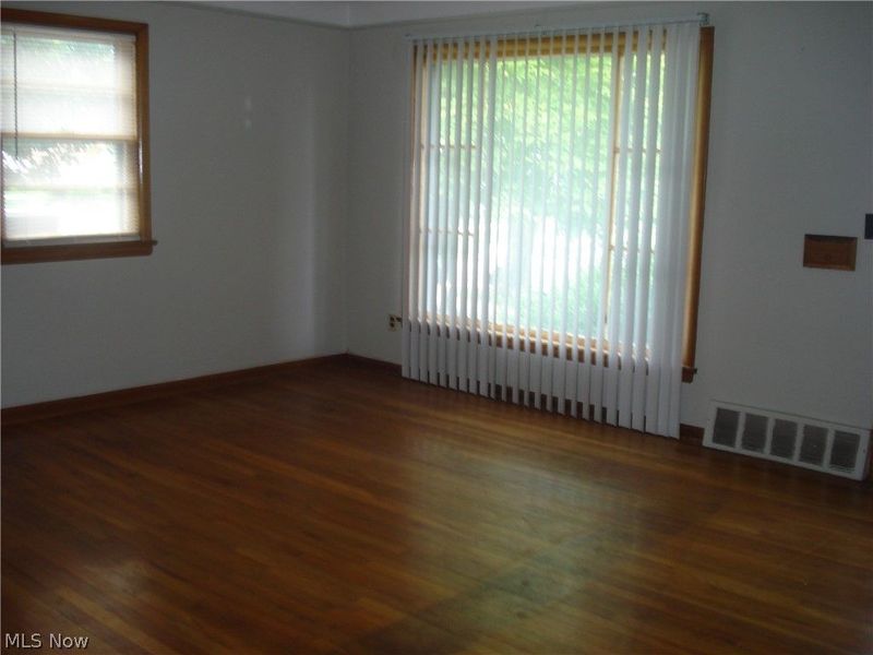 24500 Puritan Road, Euclid, OH 44123 Photo 3