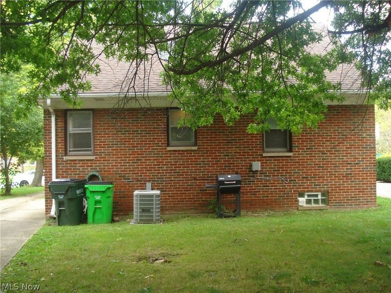24500 Puritan Road, Euclid, OH 44123 Photo 34