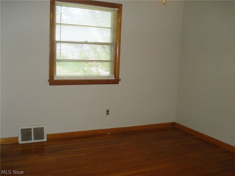 24500 Puritan Road, Euclid, OH 44123 Photo 9