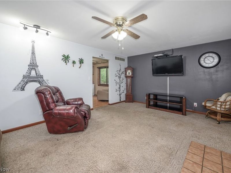 1248 Munroe Falls Kent Road, Kent, OH 44240 Photo 4
