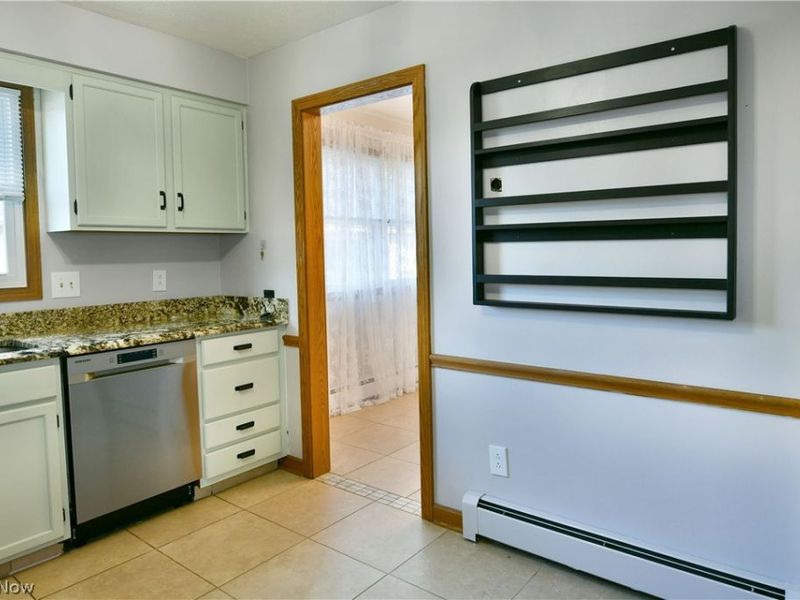 882 Pearson Circle, Unit 1, Youngstown, OH 44512 Photo 17