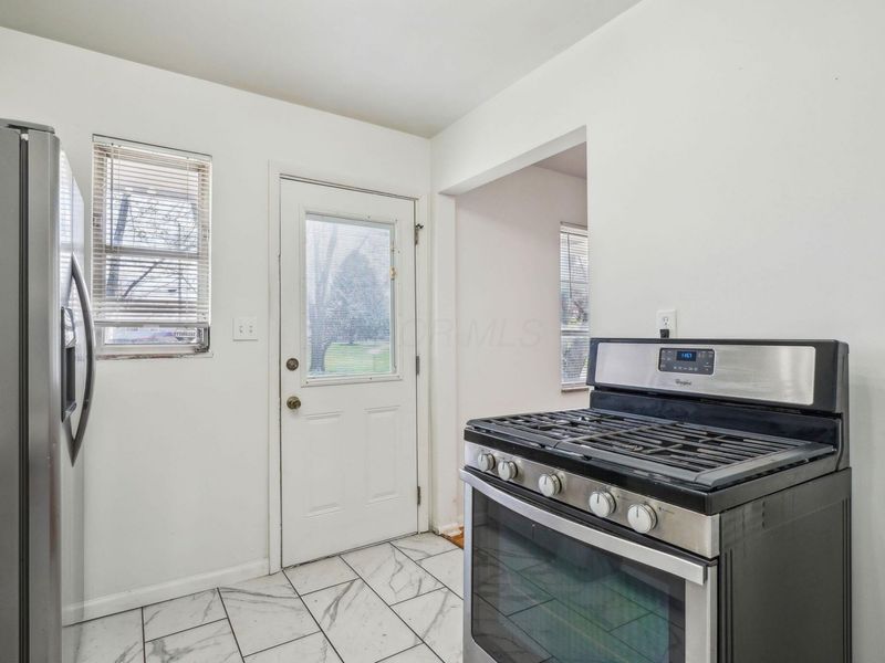 1880 Fairwood Avenue, Columbus, OH 43207 Photo 7