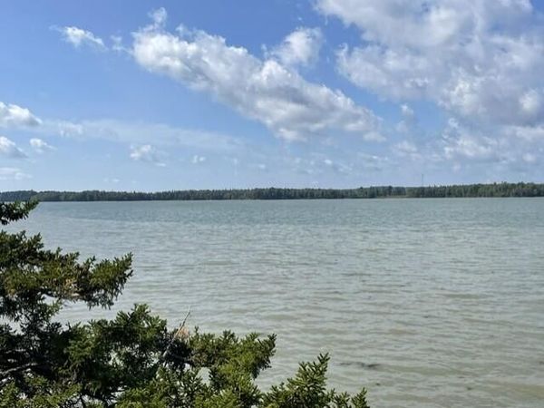 14 Heron Cove Road, Harrington, ME 04643