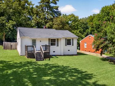 2732 Knowles Street, Raleigh, NC 27603