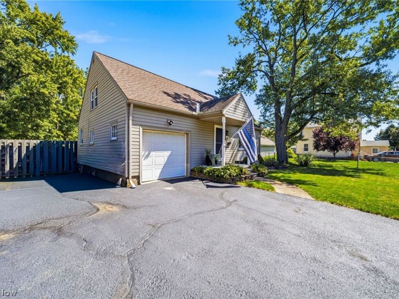 408 Berea Street, Berea, OH 44017 Photo 4